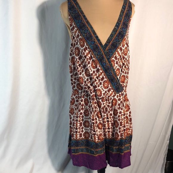 Xhilaration Dresses & Skirts - Xhilaration women’s M shorts jumper